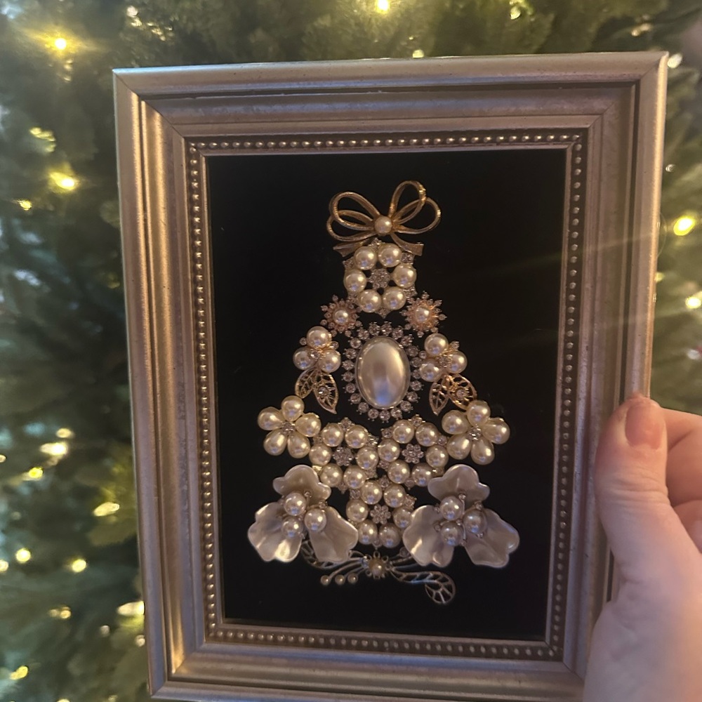 Elegant Gold and Silver Pearl Tree Wall Decor